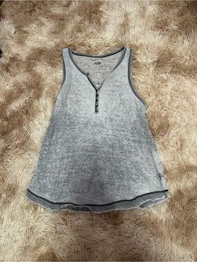 American Eagle Outfitters Gray Ombre Henley Tank
